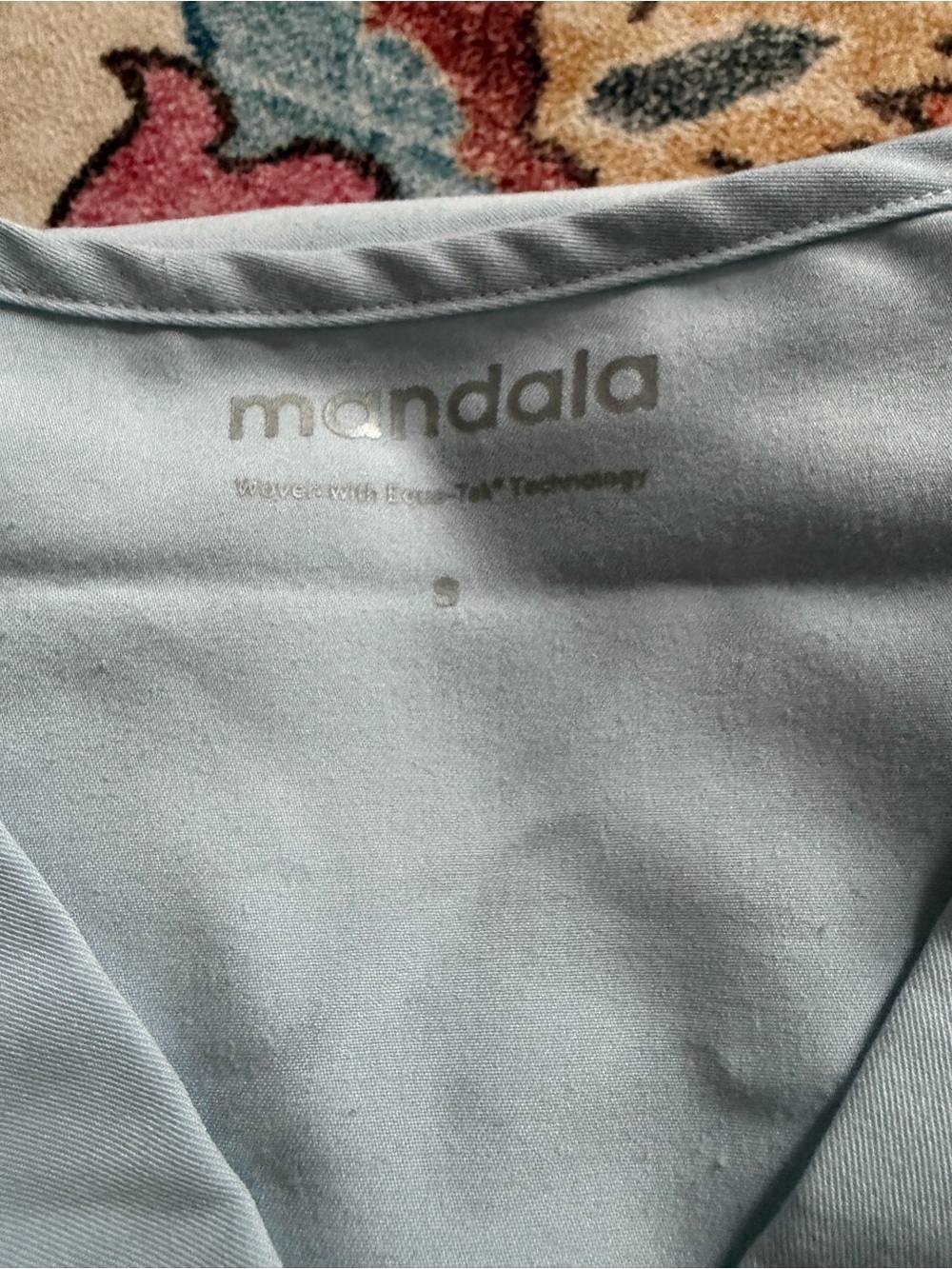 Mandala Light Blue Scrub Set - V-Neck Top & Drawstring Pants s/sp - Picture 2 of 3
